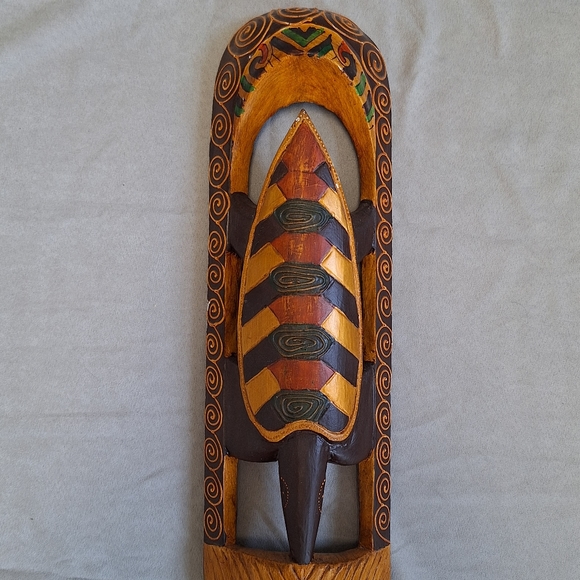 Vintage Large Hand Carved Painted Wood Indonesian Wall Mask - Picture 5 of 9